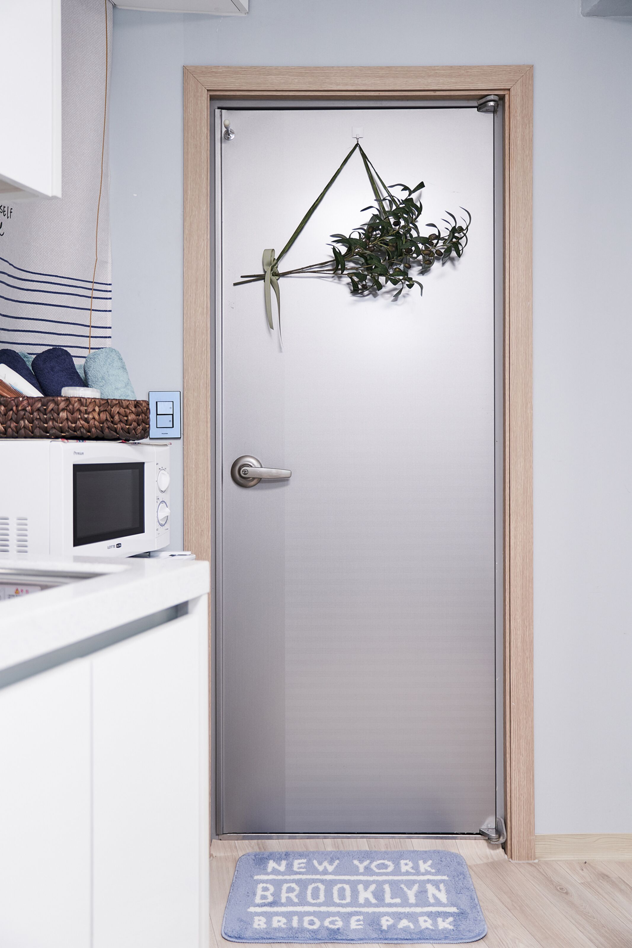 룸 (3F) | 전용 간이 주방 | 냉장고, 전자레인지, 쿡탑, 전기 주전자