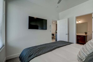 4 bedrooms, travel cot, free WiFi, bed sheets
