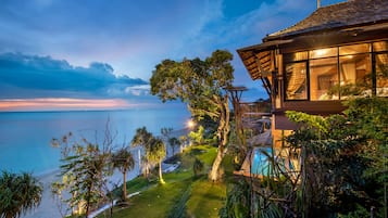 Beachfront Pool Villa One Bedroom | Ausblick vom Zimmer