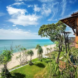 Beachfront Pool Villa One Bedroom | 1 bedroom, minibar, in-room safe, desk