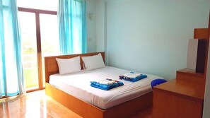 Standard Double Room - OYO 946 Bang Sai Namphueng Chaam Beach (Cha-am)