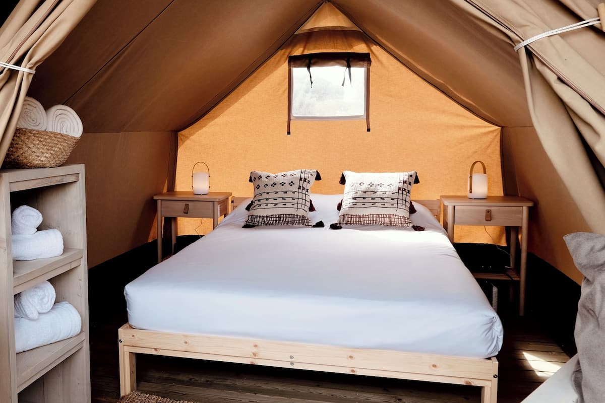 Panoramic Tent | 1 bedroom, bed sheets