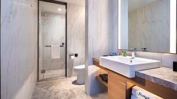 Shower, free toiletries, hair dryer, slippers