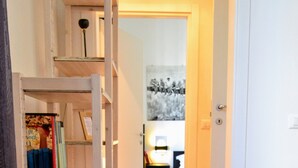 Hallway - Amendola (Bologna)