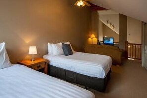 2 habitaciones, tabla de planchar con plancha y wifi gratis 