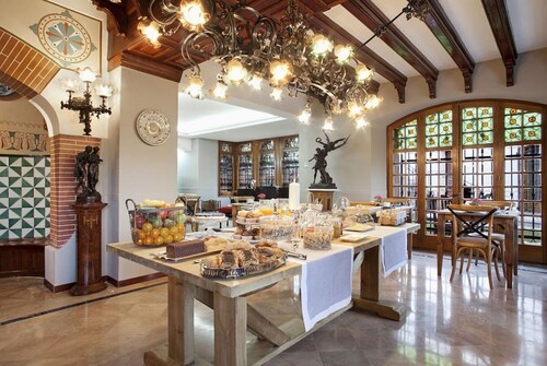 Beautiful modernist villa near Barcelona