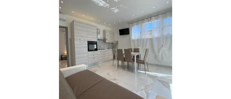 Apartment, 2 Bedrooms (13) | Living area | LCD TV