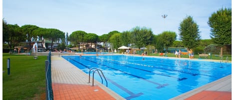 Piscina all'aperto