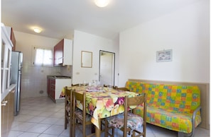 Appartement, 2 chambres (2) | Coin séjour | Télévision LCD