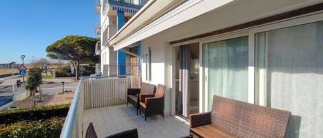 Huoneisto, 2 makuuhuonetta (2) | Terassi/patio