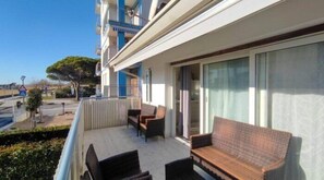 Apartment, 2 Bedrooms (2) | Terrace/patio