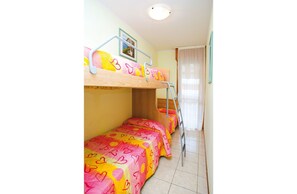 Apartment, 2 Bedrooms (32)