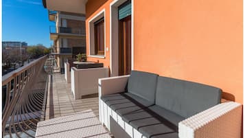 Apartemen, 1 kamar tidur (11A) | Balkon
