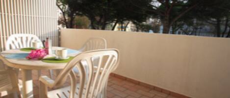 Departamento, 2 habitaciones (4) | Balcón