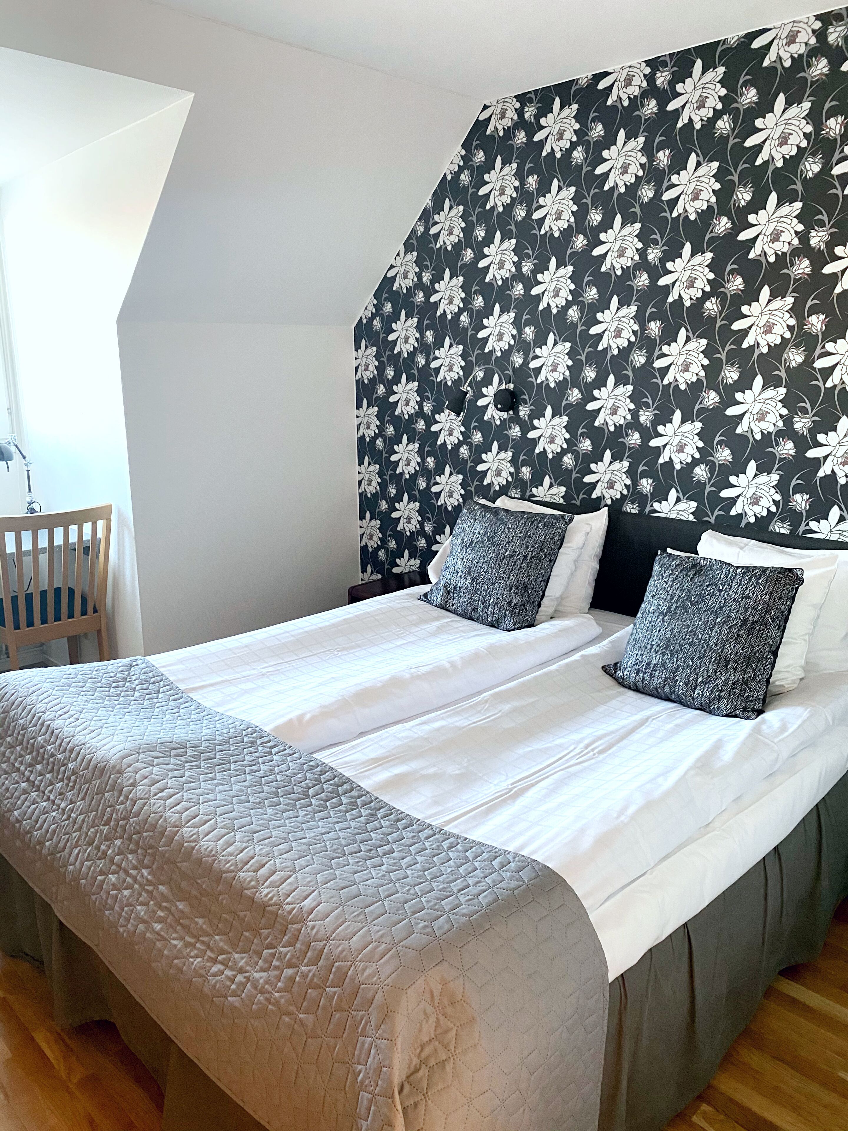 standard room | 1 bedroom, desk, blackout curtains, free wifi