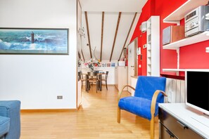 Apartment, 1 Bedroom | Living area