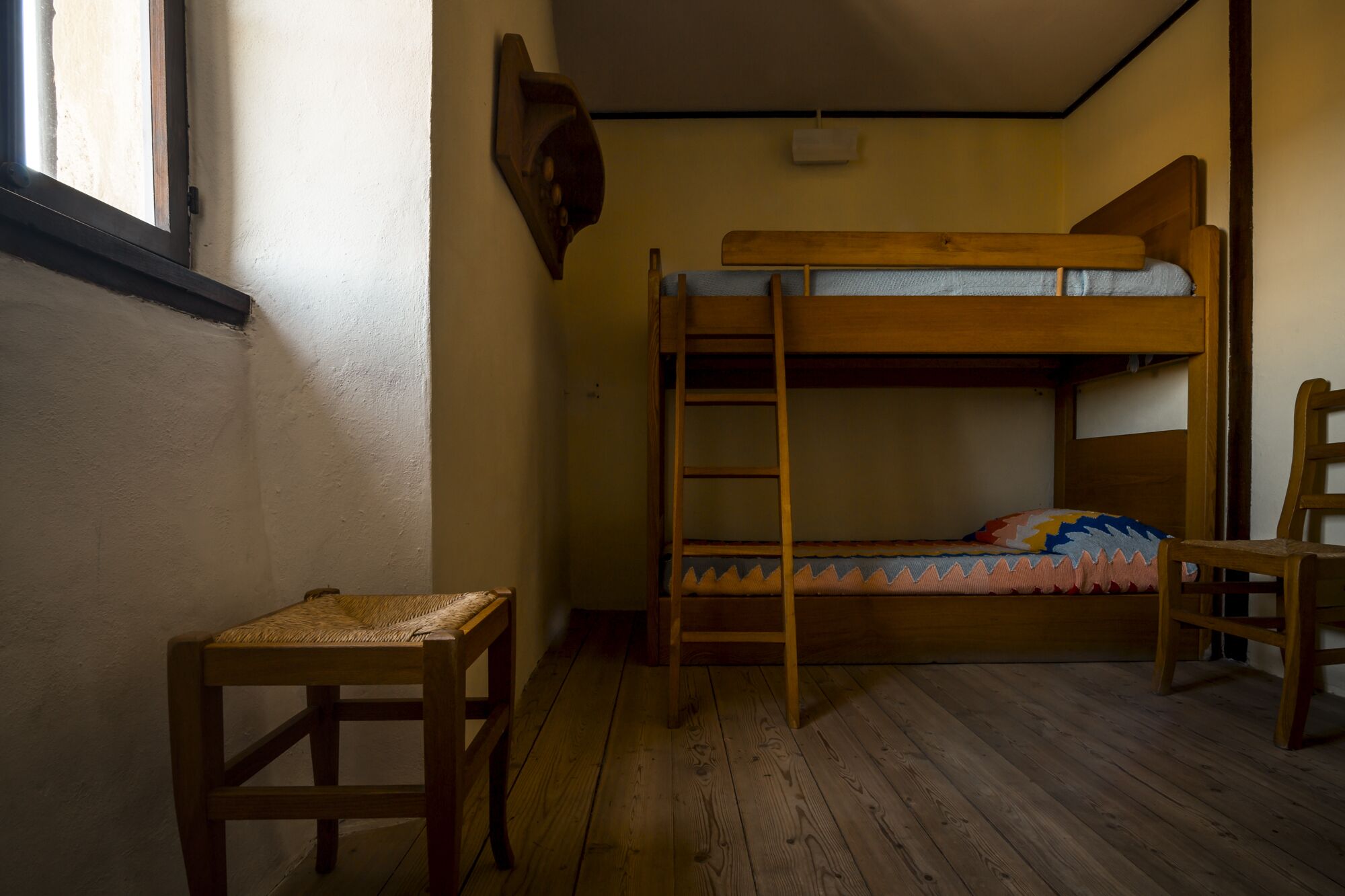 Podesteria hostel in Gombola - art and culture