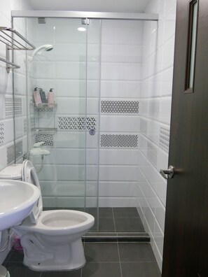 Bathroom - Summer Scent HomeStay (Magong)