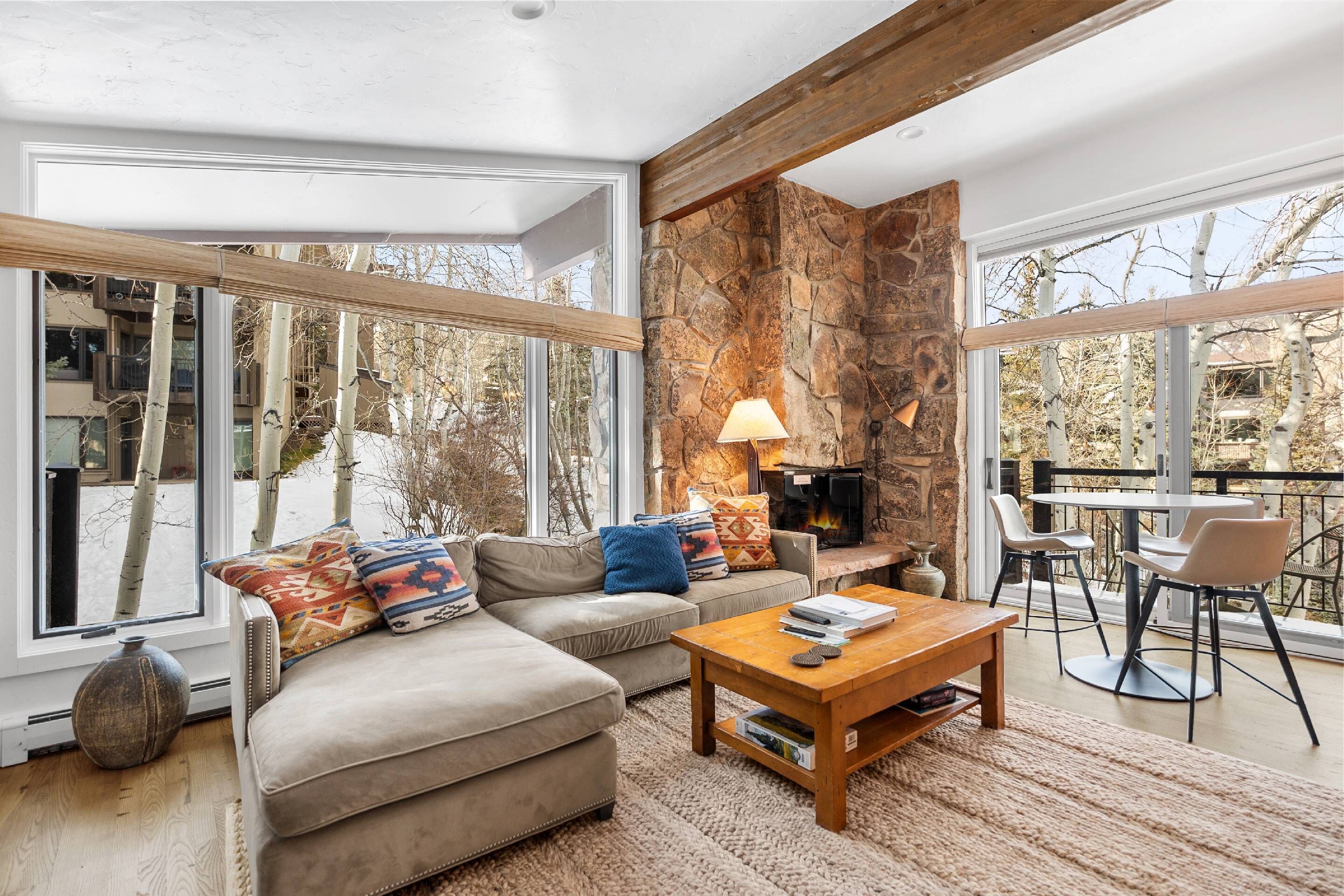 Enjoy the fireplace after skiing!