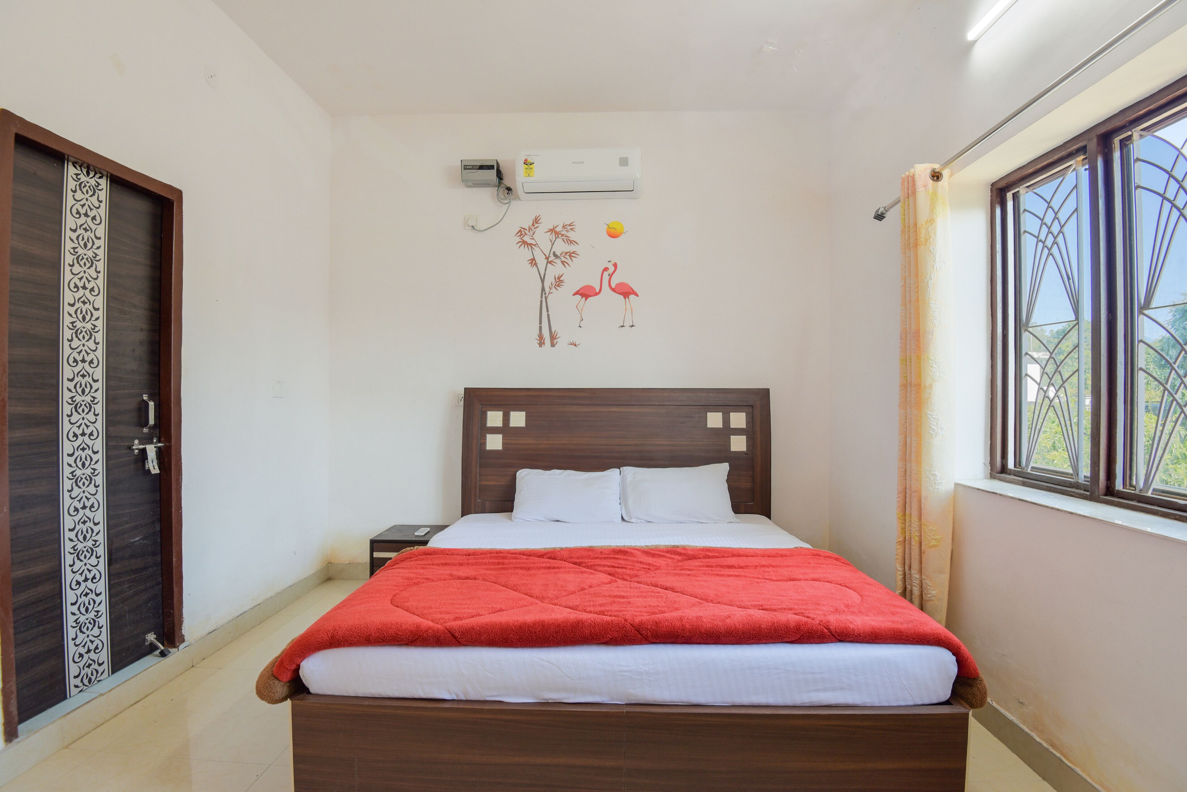 LivingStone The Village Hotel Standard Room