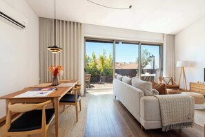 Unclassified image, 4 of 87, button - Alves da Veiga Downtown Rooftop by Nuno & Family (Porto)