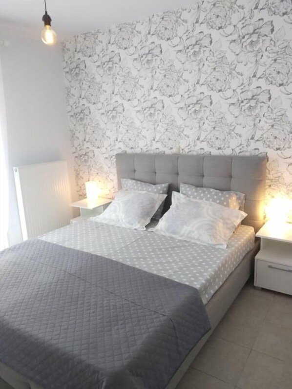 1 camera, ferro/asse da stiro, Wi-Fi gratuito, lenzuola