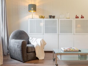 TV - SibsBcn- Coliseum -Pl. Catalunya-Cozy & Central Spacious- Stylish-Views-Quiet (Barcelona)