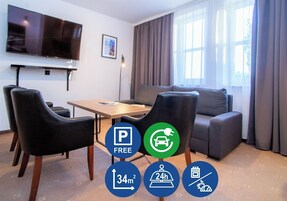 Royal Apartment, 1 Bedroom | Property amenity
