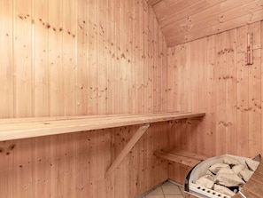 House | Sauna - 6 Person Holiday Home in Bogense (Bogense)