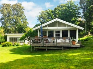 Exterior - 6 Person Holiday Home in Ellös (Ellos)