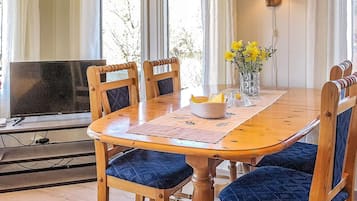 House | Dining