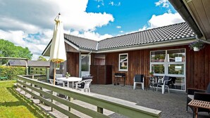 Unclassified image, 3 of 27, button - Spacious Holiday Home in Sjolund With Sauna (Sjølund)