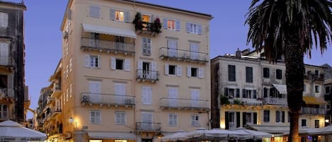 Extérieur