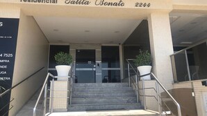 Front of property - Apto Pé na Areia (Itapema)