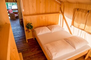 Tent | 2 bedrooms, desk, cribs/infant beds, free WiFi - Sunflower Camping (Novigrad)