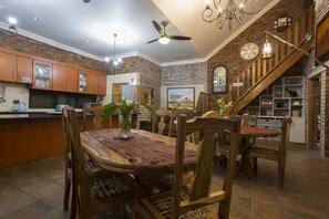 Full-sized fridge, microwave, stovetop, electric kettle