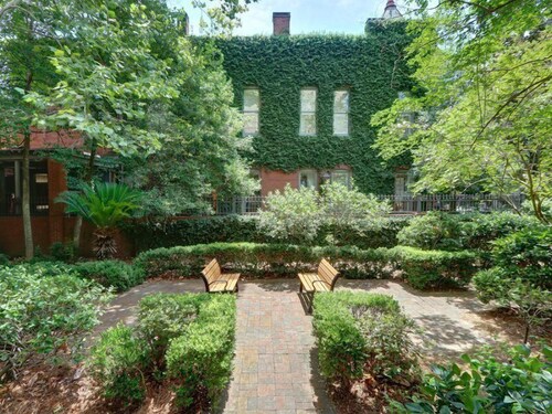 Southern Charm on Liberty