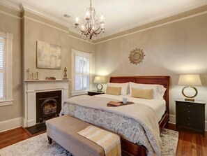 Condo, Multiple Beds (Luxury on Lincoln)