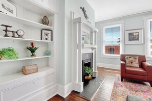 Apartment, 1 Queen Bed with Sofa bed (Praline Dream) | Living area