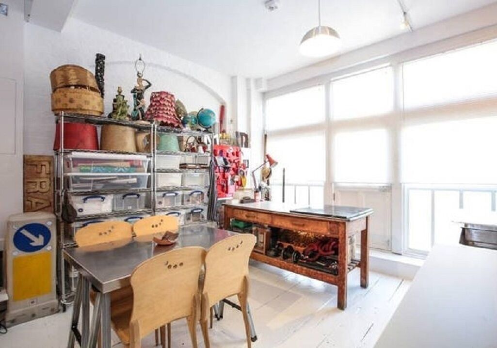 Framery Studio - Comfortable, light and airy space