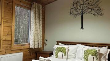 3 chambres, fer et planche à repasser, lit parapluie, Wi-Fi gratuit