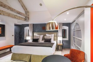 Suite Commanderie | Ropa de cama de alta calidad, colchones viscoelásticos, minibar