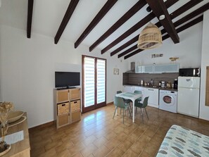 Dining - Santa Giulia mini Villa superb sea-view terrace, 400 m from beach. (Porto-Vecchio)