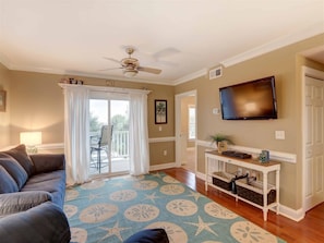 Condo, várias camas (Silver Shores Unit 8) | Sala de estar