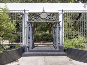 Apartment, 1 King Bed (Southern Elegance Carriage House) | Exterior