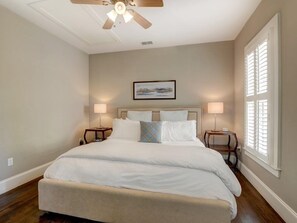 1 bedroom - Southern Elegance Carriage House (Savannah)