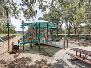 Apartment, 1 King Bed (Southern Elegance Carriage House) | Children’s area