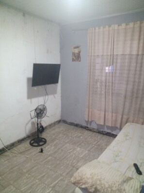 Standardzimmer, 1 Doppelbett | Kostenloses WLAN, Rollstuhlgeeignet