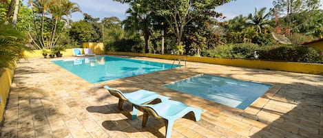 Outdoor pool, pool loungers