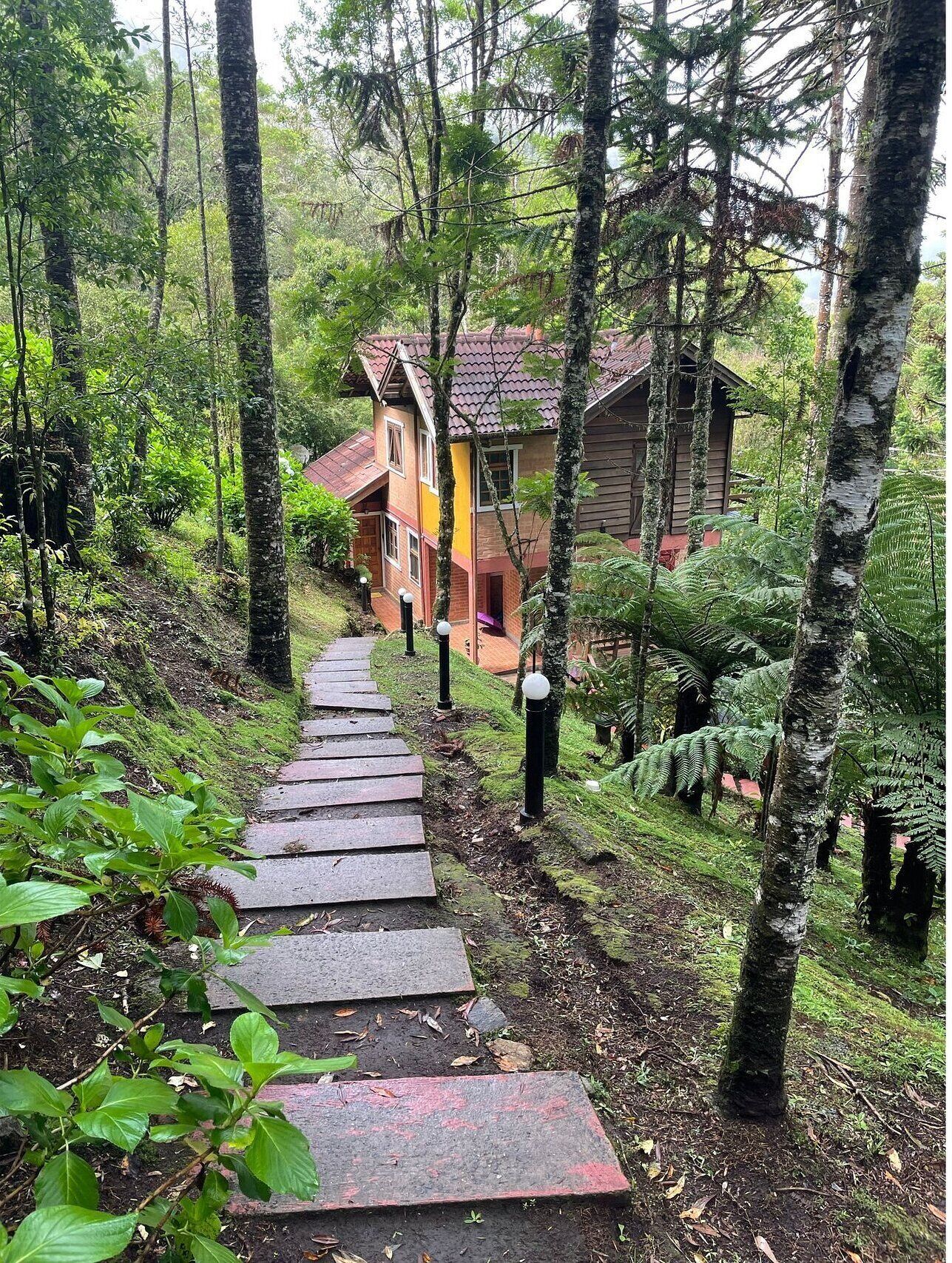 Chalet (Azaléia) | Property grounds